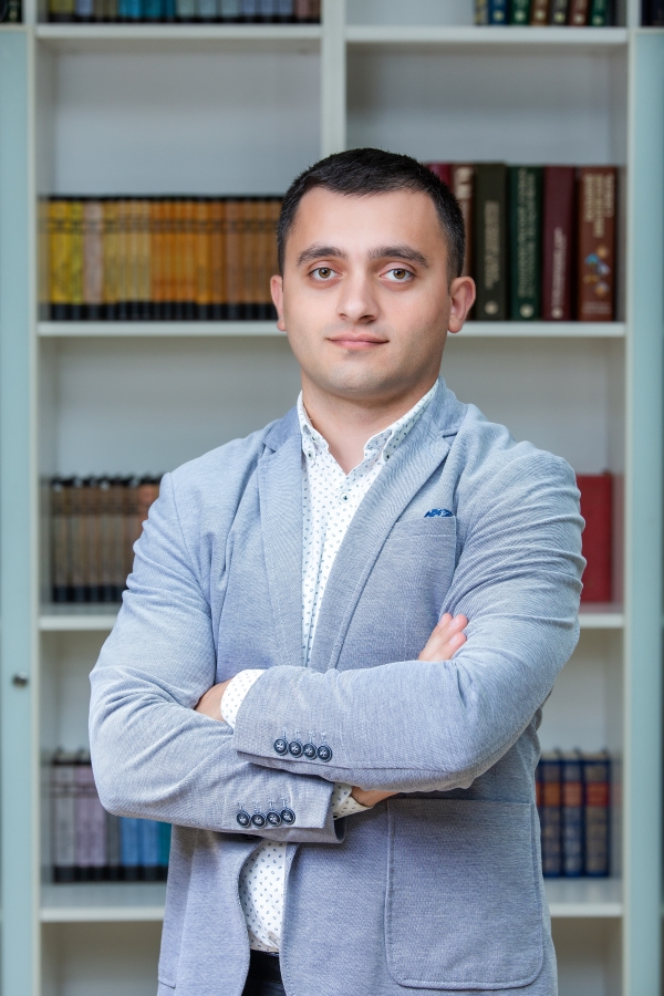 სიმონ ტაკაშვილი