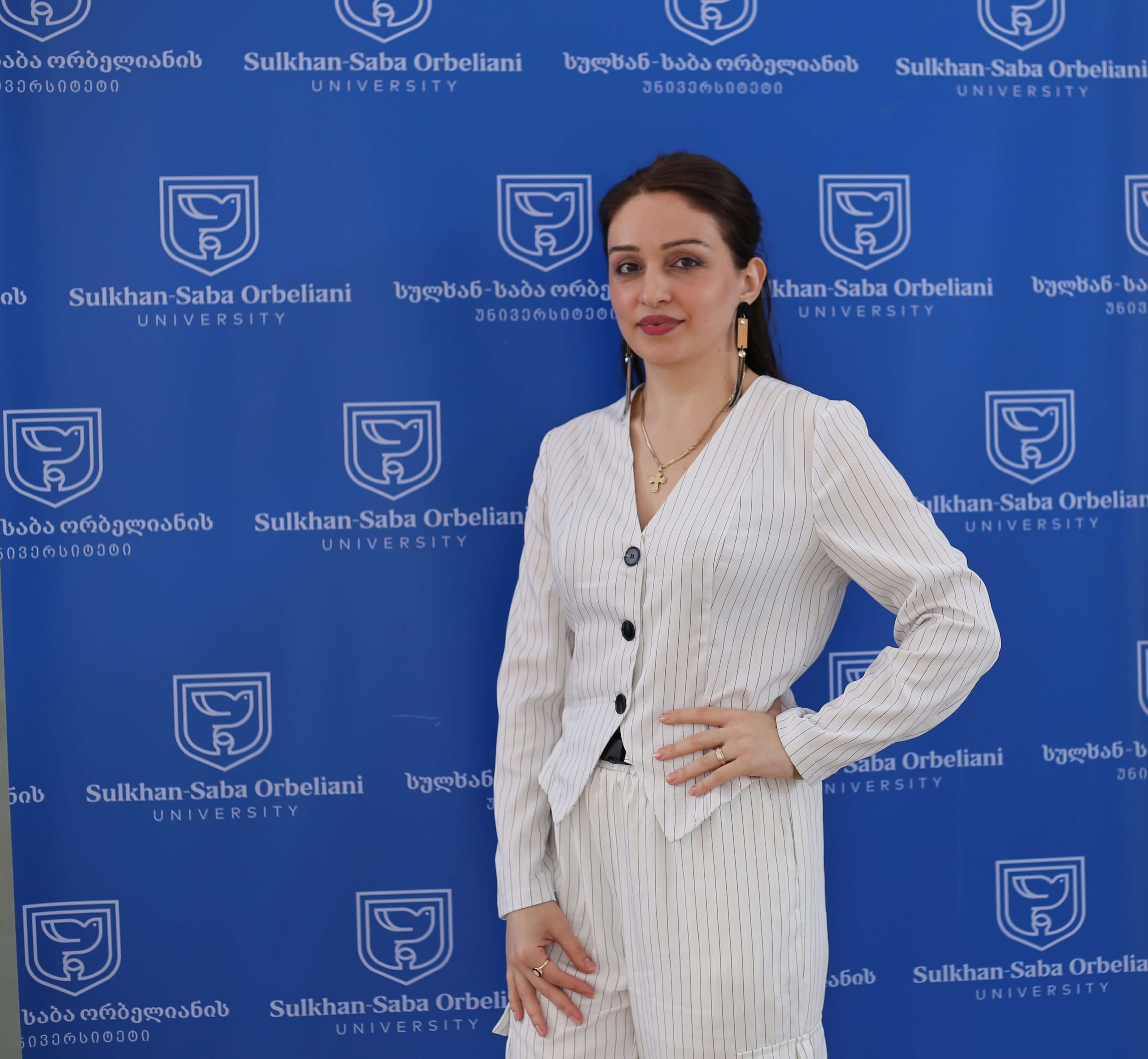 ანა გოგილაშვილი