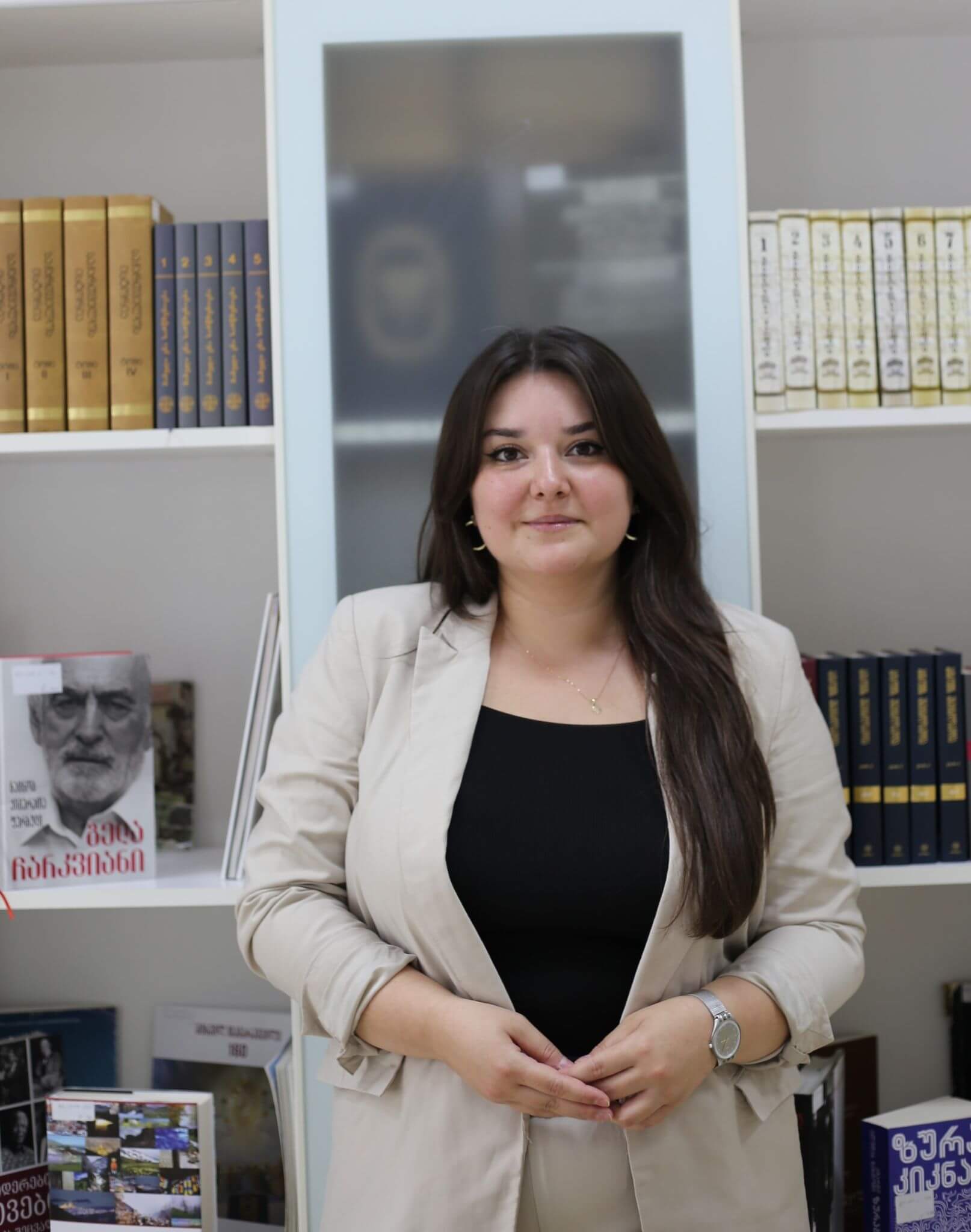 ნინო მუხადგვერდელი